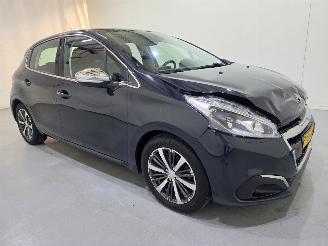 škoda osobní automobily Peugeot 208 1.2 PureTech Allure 5Drs 81Kw Bjr.2019 2019/3