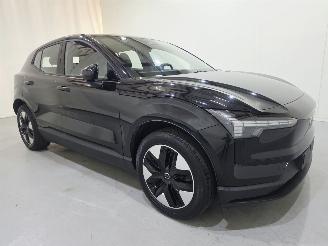 Damaged car Volvo EX30 Core 2ED Pure Electric 200Kw Bwj,2024 2024/5