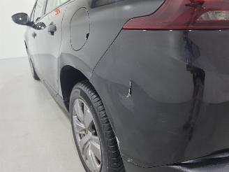 Peugeot 2008 1.2 PureTech Blue Lion 81Kw Bjr.2017 picture 11