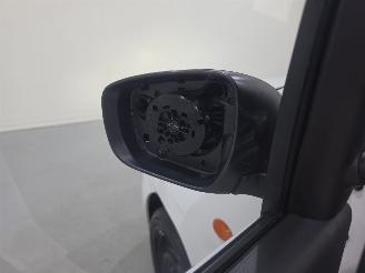 Suzuki Celerio 1.0 Comfort 5Drs AC Bjr.2019 picture 15
