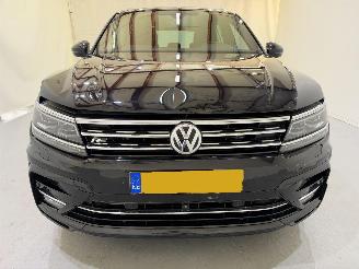 Volkswagen Tiguan 2.0 TSI 4Motion Highline R Aut7 picture 2