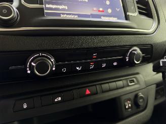 Opel Vivaro 1.5 CDTI L2H1 Selection 3-pers. picture 32