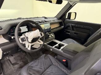 Land Rover Defender 90 D200 S 3.0 MHEV Hybride picture 12