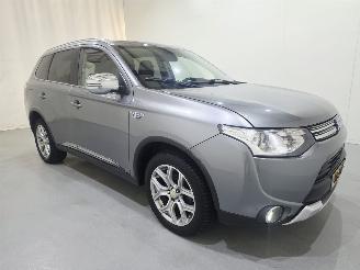 škoda osobní automobily Mitsubishi Outlander 2.0 PHEV Business 2015/4