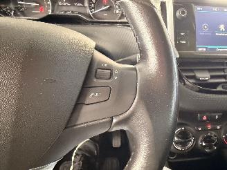 Peugeot 2008 1.2 Automaat PureTech Active picture 24