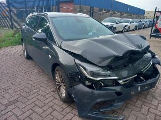 Vrakbiler auto Opel Astra Astra K Sports Tourer, Combi, 2015 / 2022 1.6 CDTI 110 16V 2016