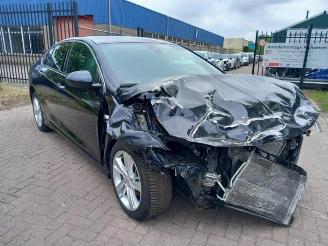 Vrakbiler auto Opel Insignia Insignia Grand Sport, Hatchback 5-drs, 2017 1.6 CDTI 16V 136 2018/1