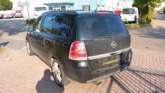 Opel Zafira  picture 5