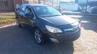 demontáž osobní automobily Opel Astra Astra J Sports Tourer (PD8/PE8/PF8), Combi, 2010 / 2015 1.4 Turbo 16V 2011/1