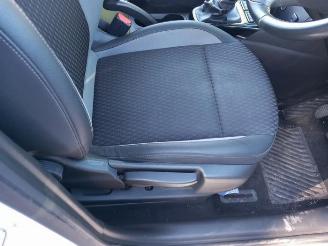 Opel Crossland Crossland (X), SUV, 2017 1.2 Turbo 12V picture 15