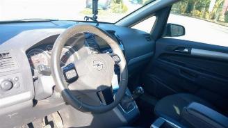 Opel Zafira Zafira (M75), MPV, 2005 / 2015 2.2 16V Direct Ecotec picture 10