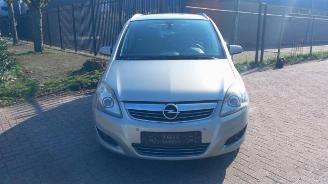 Opel Zafira Zafira (M75), MPV, 2005 / 2015 2.2 16V Direct Ecotec picture 2