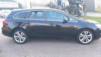 Opel Astra Astra J Sports Tourer (PD8/PE8/PF8), Combi, 2010 / 2015 1.4 Turbo 16V picture 8