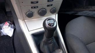 Opel Astra Astra H (L48), Hatchback 5-drs, 2004 / 2010 1.6 16V picture 19