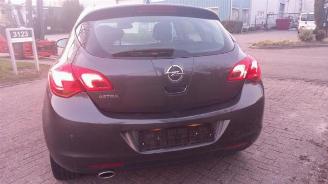 Opel Astra Astra J (PC6/PD6/PE6/PF6), Hatchback 5-drs, 2009 / 2015 1.4 Turbo 16V picture 6