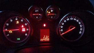 Opel Astra Astra J (PC6/PD6/PE6/PF6), Hatchback 5-drs, 2009 / 2015 1.4 16V ecoFLEX picture 25