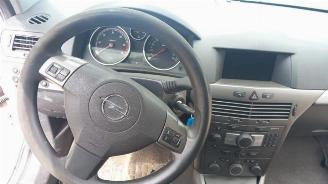 Opel Astra Astra H SW (L35), Combi, 2004 / 2010 1.9 CDTi 120 picture 12