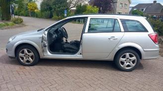 Opel Astra Astra H SW (L35), Combi, 2004 / 2010 1.9 CDTi 120 picture 5