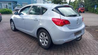 Opel Astra Astra J (PC6/PD6/PE6/PF6), Hatchback 5-drs, 2009 / 2015 1.4 Turbo 16V ecoFLEX 120 picture 5