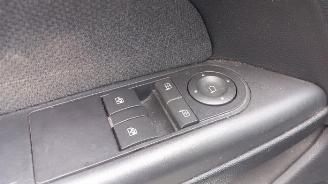 Opel Astra Astra H GTC (L08), Hatchback 3-drs, 2005 / 2011 1.8 16V picture 28