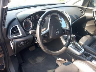Opel Astra Astra J (PC6/PD6/PE6/PF6), Hatchback 5-drs, 2009 / 2015 1.6 Turbo 16V picture 11