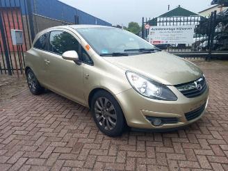 Uttjänta bilar auto Opel Corsa Corsa D, Hatchback, 2006 / 2014 1.4 16V Twinport 2010/3