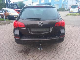 Opel Astra Astra J Sports Tourer (PD8/PE8/PF8), Combi, 2010 / 2015 1.6 16V picture 6