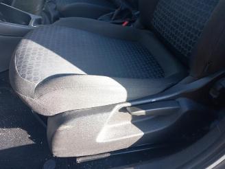 Opel Corsa-E Corsa E, Hatchback, 2014 / 2019 1.4 16V picture 18