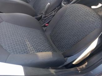Opel Corsa-E Corsa E, Hatchback, 2014 / 2019 1.4 16V picture 13