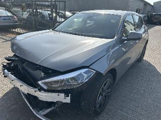 škoda osobní automobily BMW 1-serie 118i  Automaat   ( Nieuw prijs 47000,00 ) 2024/8