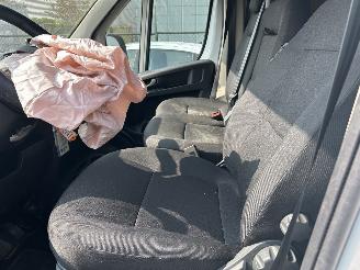 Peugeot Boxer 2.2 BlueHDI   L3H2  3.5 T  Zwaar   ( 1052 KM ) picture 15