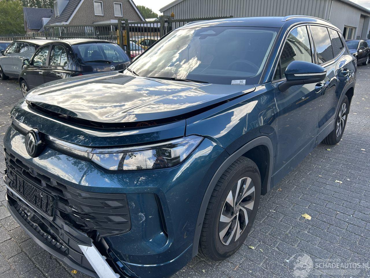 Volkswagen  Tayron  1.5 e-Hybrid Life Edition  Automaat  ( nw prijs 56500,00 )