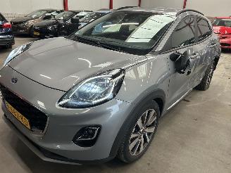 damaged passenger cars Ford Puma 1.0 EcoBoost Hybrid Titanium X 2022/9