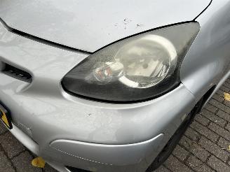 Toyota Aygo 1.0-12V Access  5 Drs - Airco picture 2