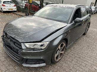 krockskadad bil auto Audi A3 Sportback 2.0 TDI  Sport S Line Edition 2017/5