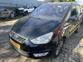 krockskadad bil auto Ford Galaxy 2.0 SCTI  Titanium Automaat  ( 7 Persoons ) 2011/4