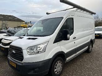 skadebil bedrijf Ford Transit 2.0 TDCI  L2H2 2018/7