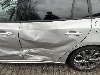 Ford Focus Stationcar 1.0 Hybrid EcoBoost ST Line picture 10