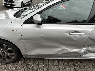 Ford Focus Stationcar 1.0 Hybrid EcoBoost ST Line picture 11