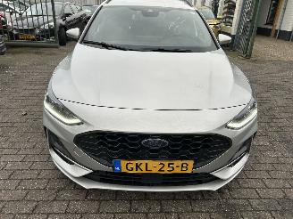 Ford Focus Stationcar 1.0 Hybrid EcoBoost ST Line picture 2