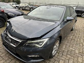  Seat Leon 2.0 TDI  Automaat FR uitvoerring  5 Drs Panoramadak 2019/2