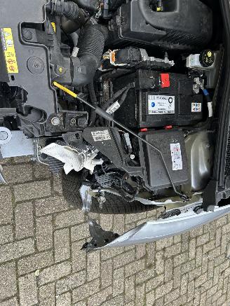 Peugeot 208 1.2 PureTech Active picture 8