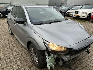 Peugeot 208 1.2 PureTech Active picture 4