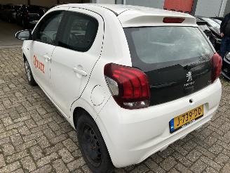 Peugeot 108 1.0  e-VTI picture 7