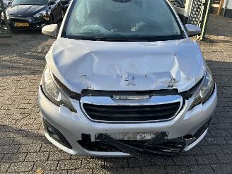 Peugeot 108 1.0 VTI  Blue Lion picture 2