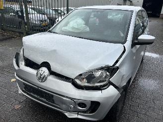 krockskadad bil auto Volkswagen Up! 1.0 2015/8