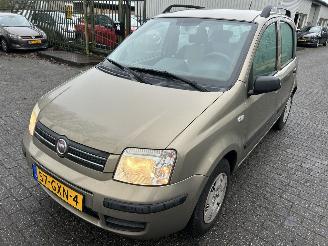 Vaurioauto  passenger cars Fiat Panda 1.2 2008/9