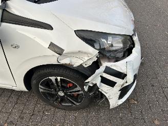 Peugeot 108 1.0  e-VTI  Active picture 4