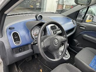 Suzuki Splash 1.2  Automaat picture 12