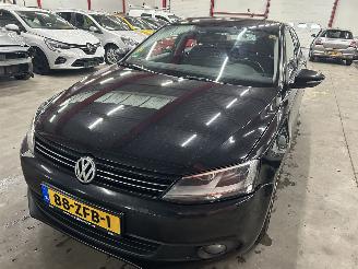 Volkswagen Jetta 1.6 TDI picture 1